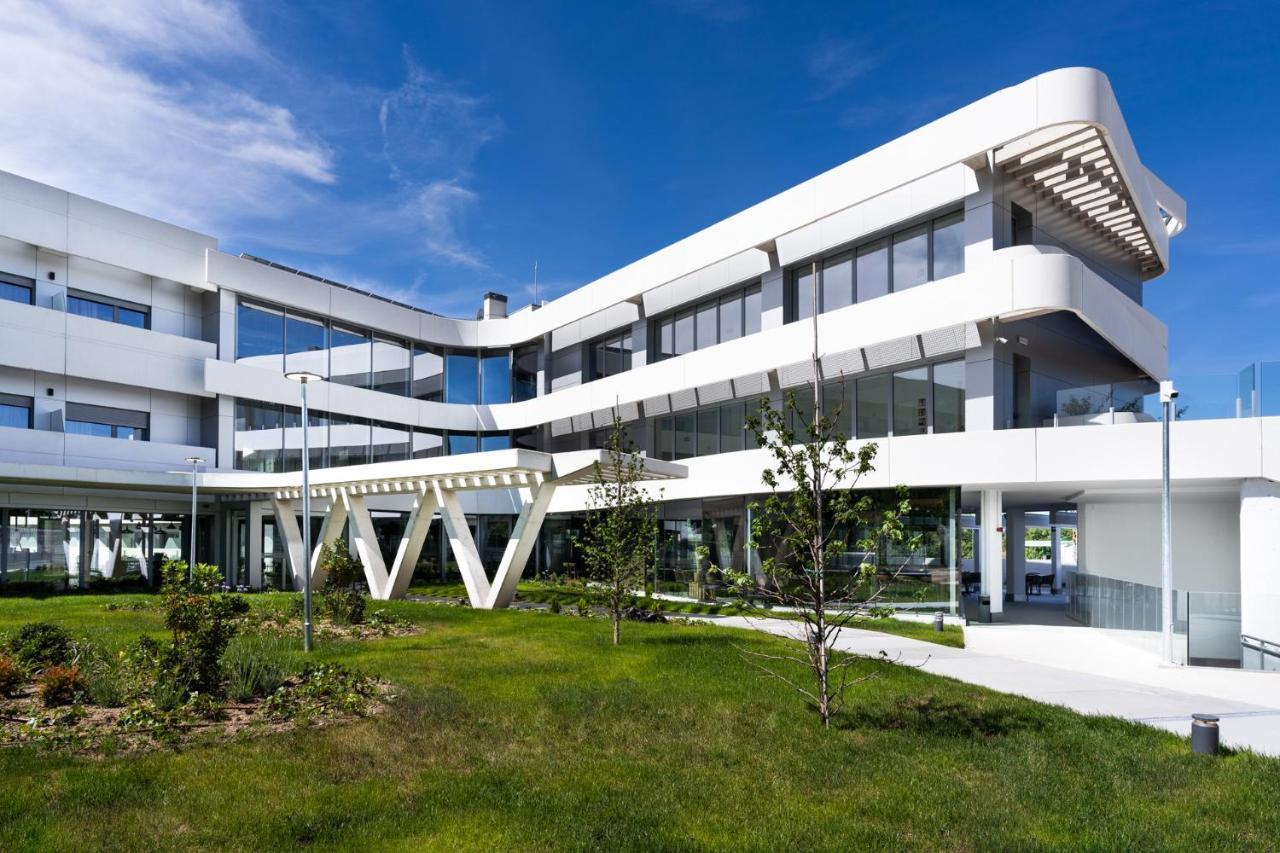 Student Experience Madrid Pozuelo - Luxury Hostel Pozuelo de Alarcón Zewnętrze zdjęcie