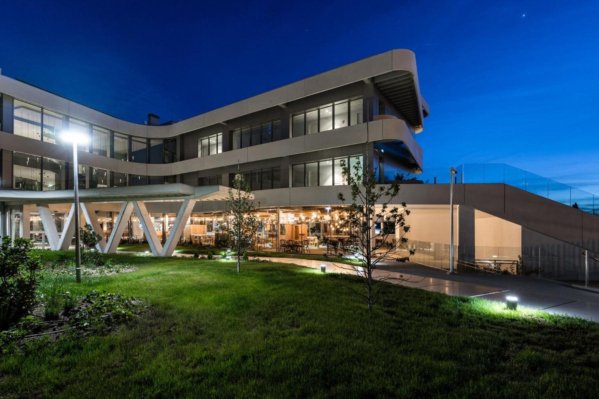 Student Experience Madrid Pozuelo - Luxury Hostel Pozuelo de Alarcón Zewnętrze zdjęcie